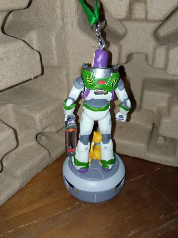 Ornement lumineux buzz l'éclair Disney Pixar - photo numéro 4