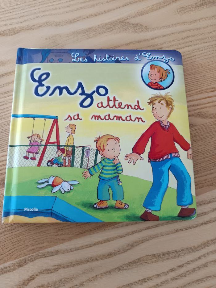 Enzo attend sa maman