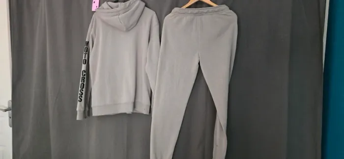 Ensemble jogging moto neuf - photo numéro 6
