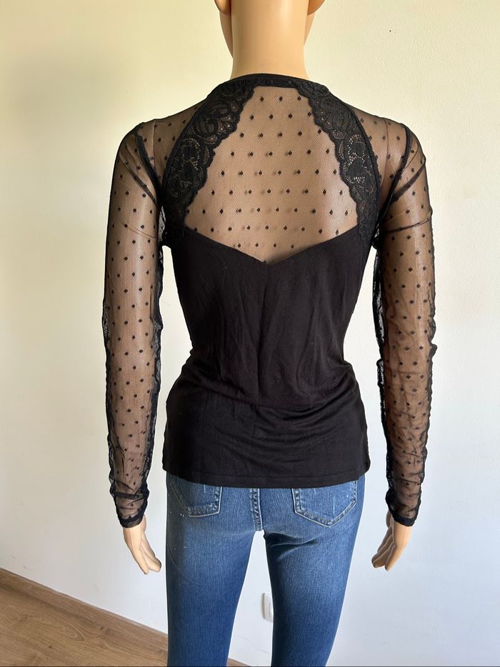 Haut noir avec dentelle et plumetis Morgan taille M TBE - photo numéro 5