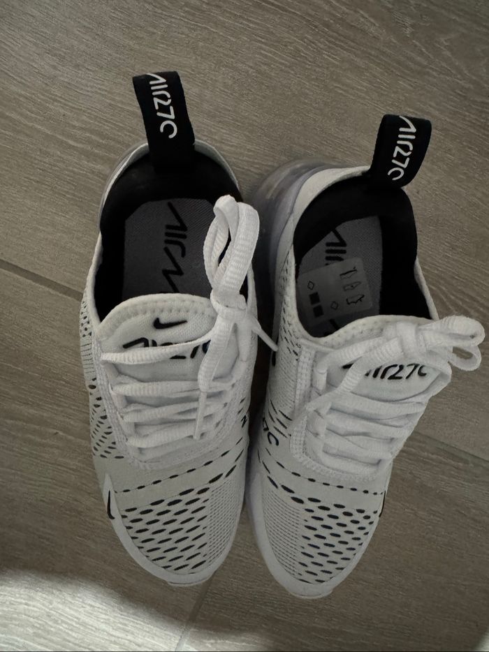 Basket W air Max 270 taille36,5 - photo numéro 4
