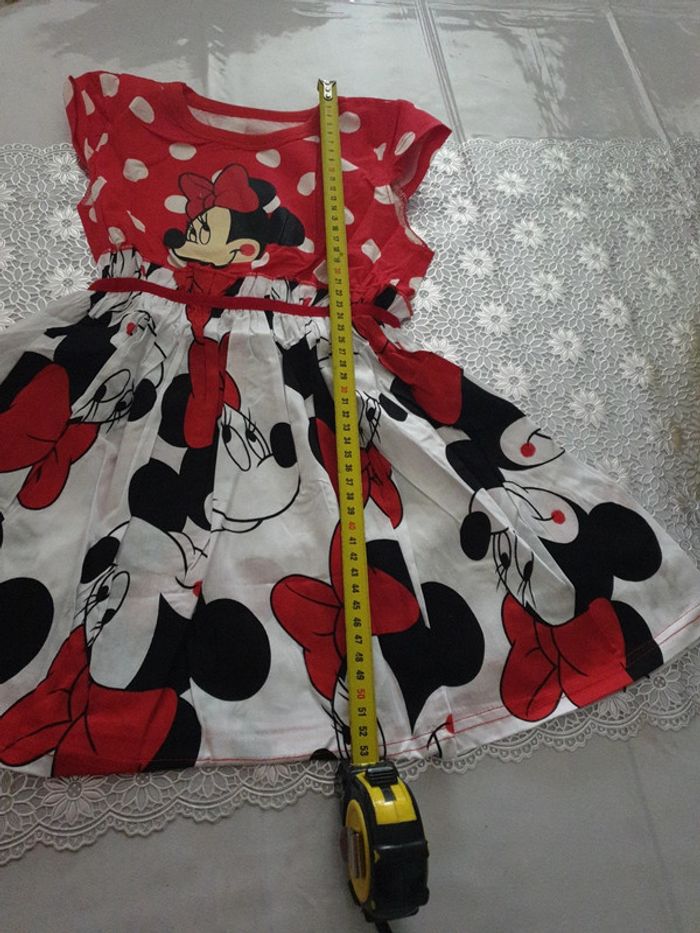 Robe neuve minnie 3 ans - photo numéro 2