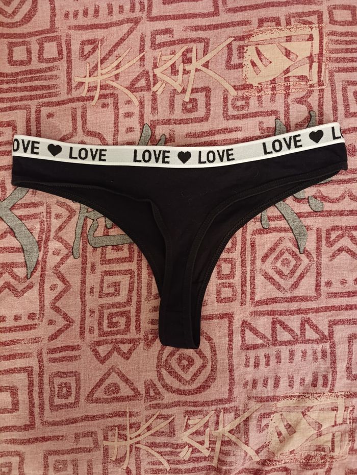 String noir Love - photo numéro 2