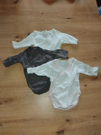 Lots de 3 bodies fille manche longue  taille naissance