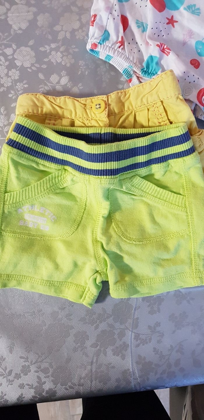Lot été 6-9mois short bodie - photo numéro 4