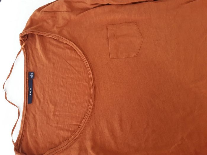 Tee-shirt neuf - photo numéro 2