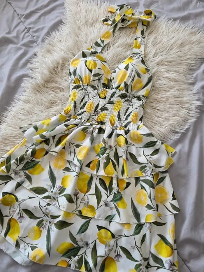 Robe 👗🍋 - photo numéro 2
