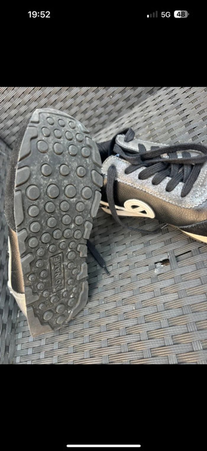 superbe paire de baskets No Name en cuir noir et argent, taille 37 - photo numéro 2
