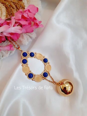 Bola de grossesse fait-main pendentif goutte et perles bleues