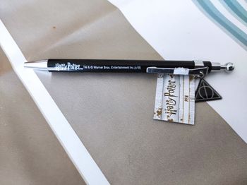 Stylo Harry Potter les reliques de la mort neuf