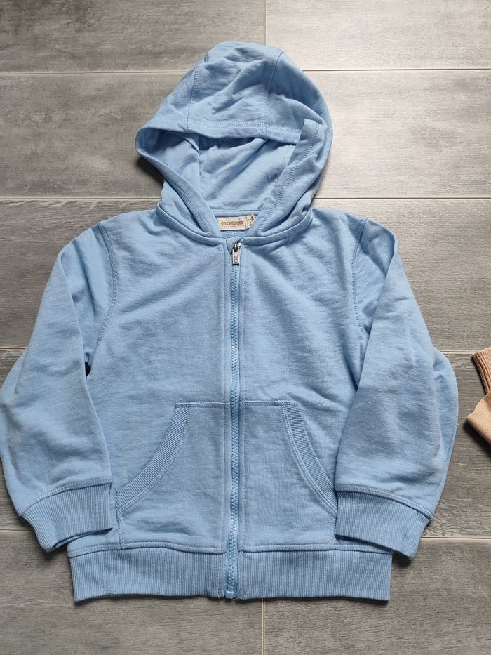 Lot de 2 gilets en 6 ans - photo numéro 4