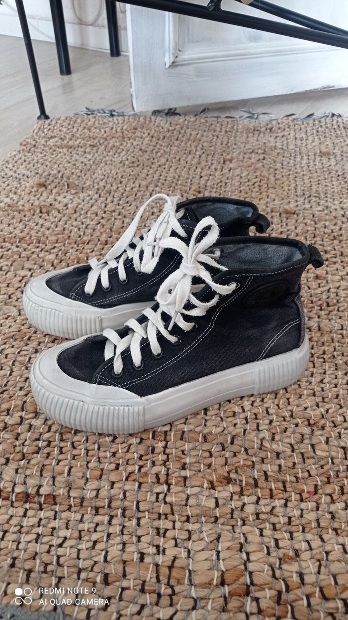 Baskets montantes noires plateforme Kiabi pointure 37