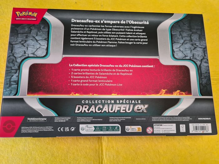 Coffret Dracaufeu EX collection spécial 5 boosters - photo numéro 2