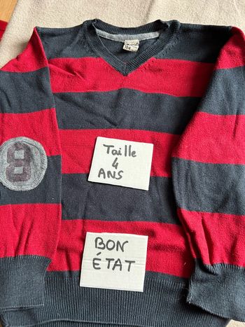 Pull en col V