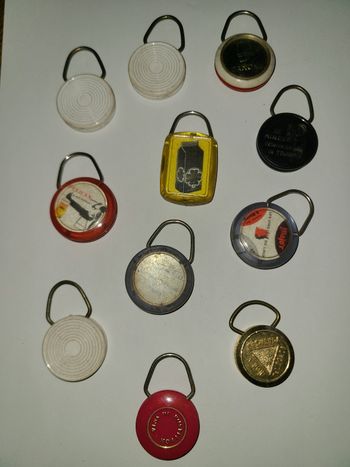 Lot de 11 portes clés 🔑 ancien vintage