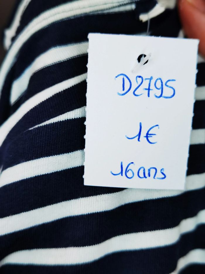 D2795 - tee-shirt fille 16 ans - photo numéro 3