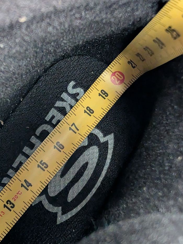 Chaussures garçon. Taille 30. Chaudes, légères au poids. Neuf. Skechers - photo numéro 7