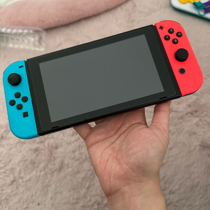 Switch + accessoires - photo numéro 7