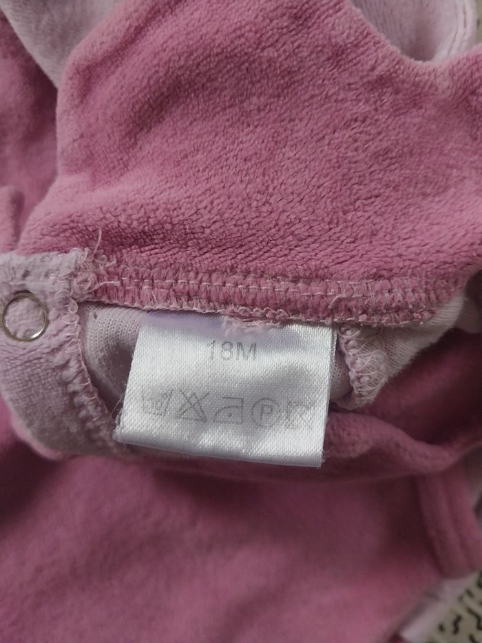 Pyjama velours bébé fille 18 mois – thème “Little Princess” château brodé - photo numéro 6