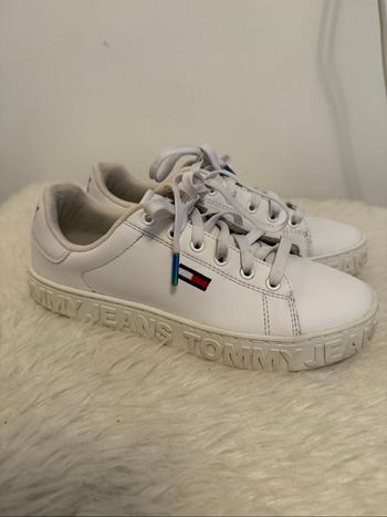 Basket femme Tommy Hilfiger Pointure 37
