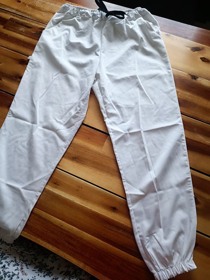 Pantalon aucune
