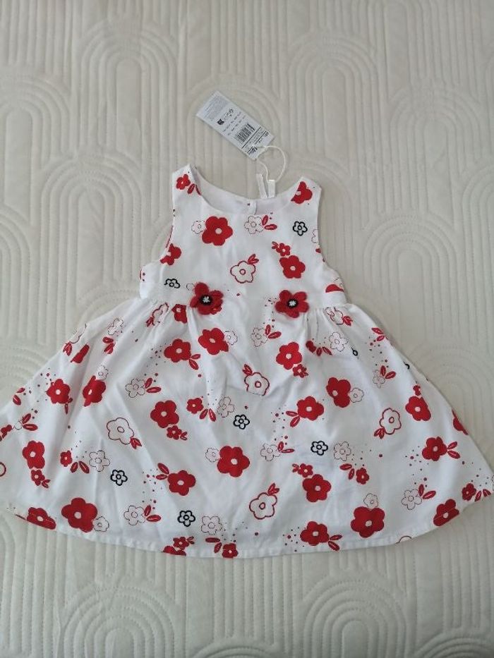 Magnifique robe floral orchestra neuve