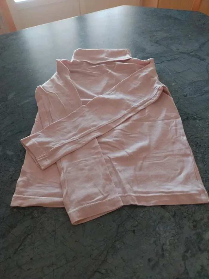 T-shirt con roulé T.6 ans - photo numéro 3