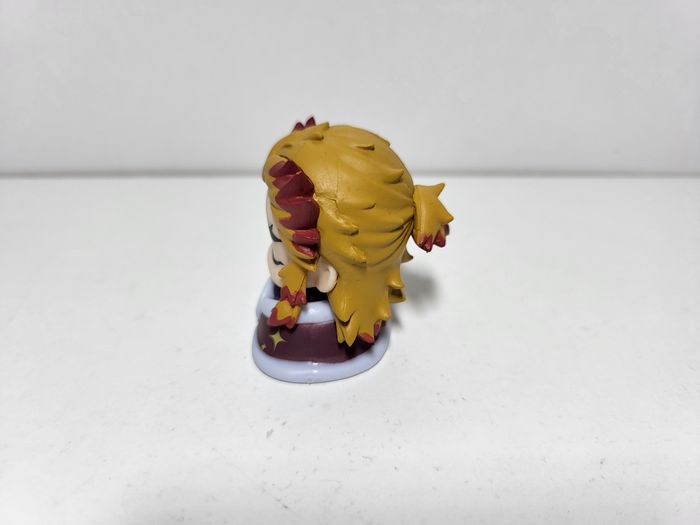 Figurine Demon Slayer Rengoku Bed - photo numéro 2