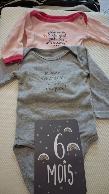 Lot 2 bodies 6 mois