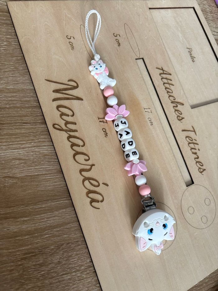 Attache tétine personnalisée - photo numéro 8