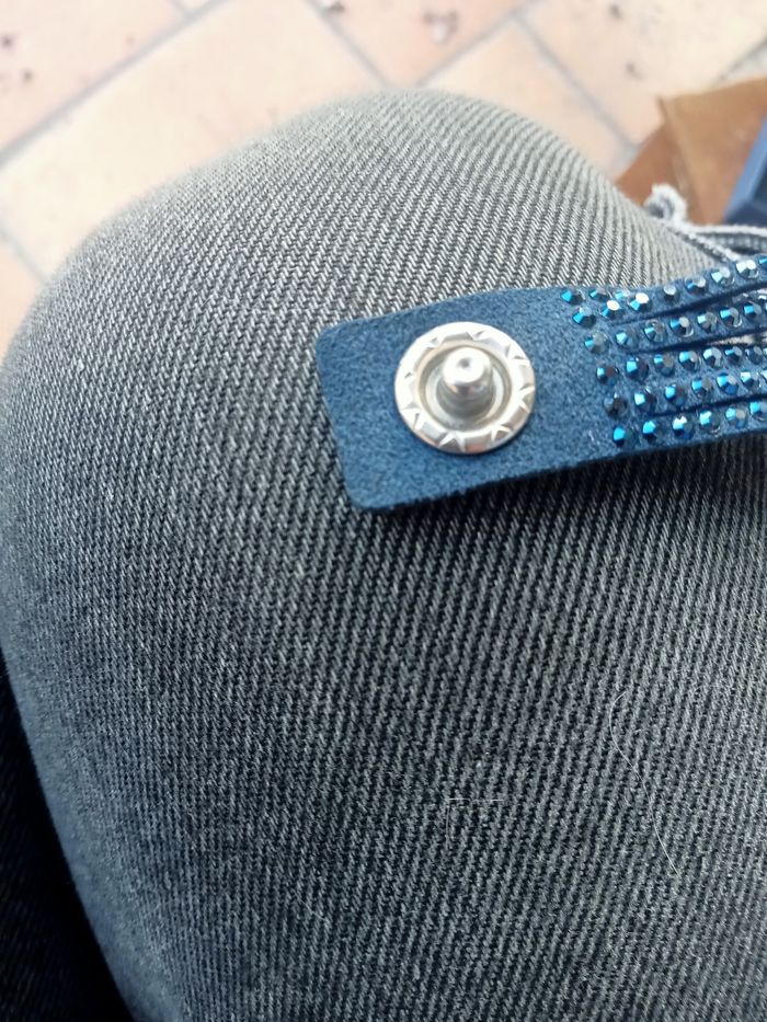 Bracelet Swarovski en cuir bleu - photo numéro 5