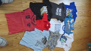 tee-shirts