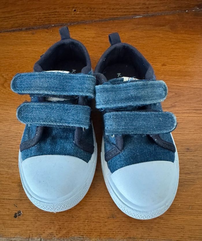Chaussures 25 - photo numéro 2