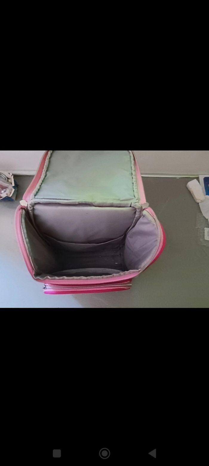 Cartable rose - photo numéro 4
