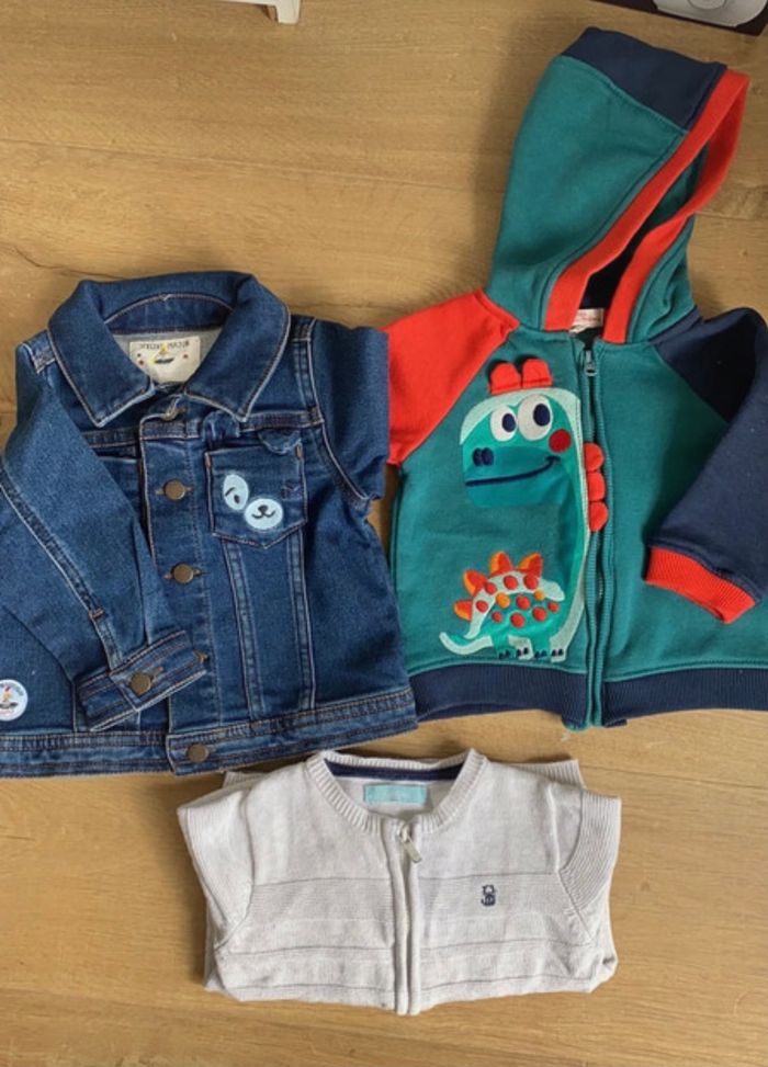 Lot vêtements 6 mois - photo numéro 5