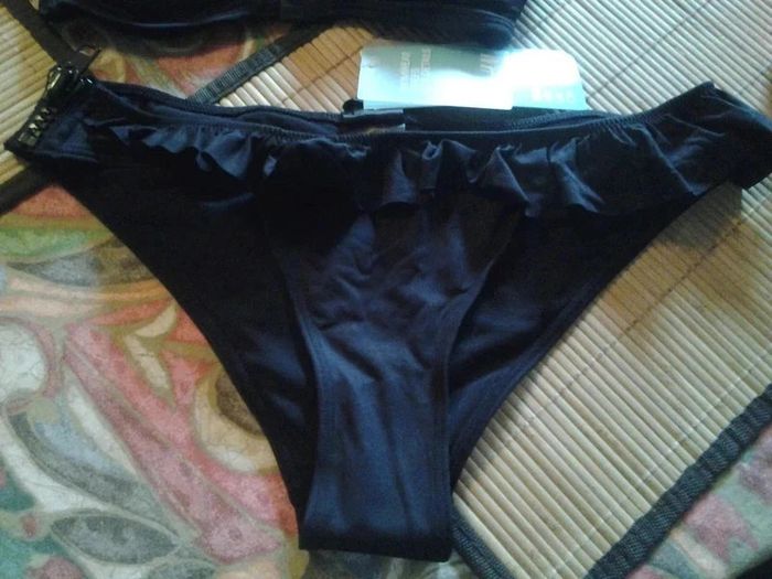 maillot de bain H&M T.36 tout neuf - photo numéro 5