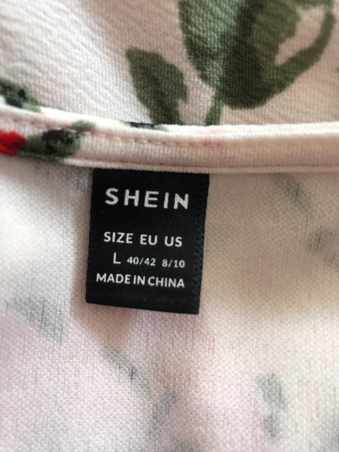 Haut fleuri 40 Shein - photo numéro 3