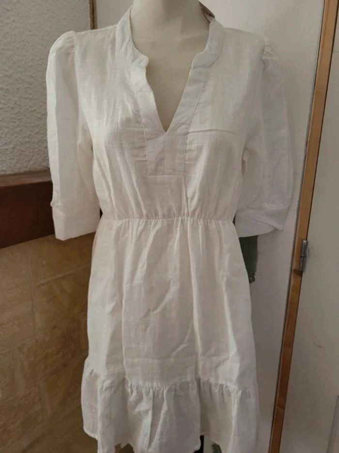 Robe neuve blanche 40 zeeman