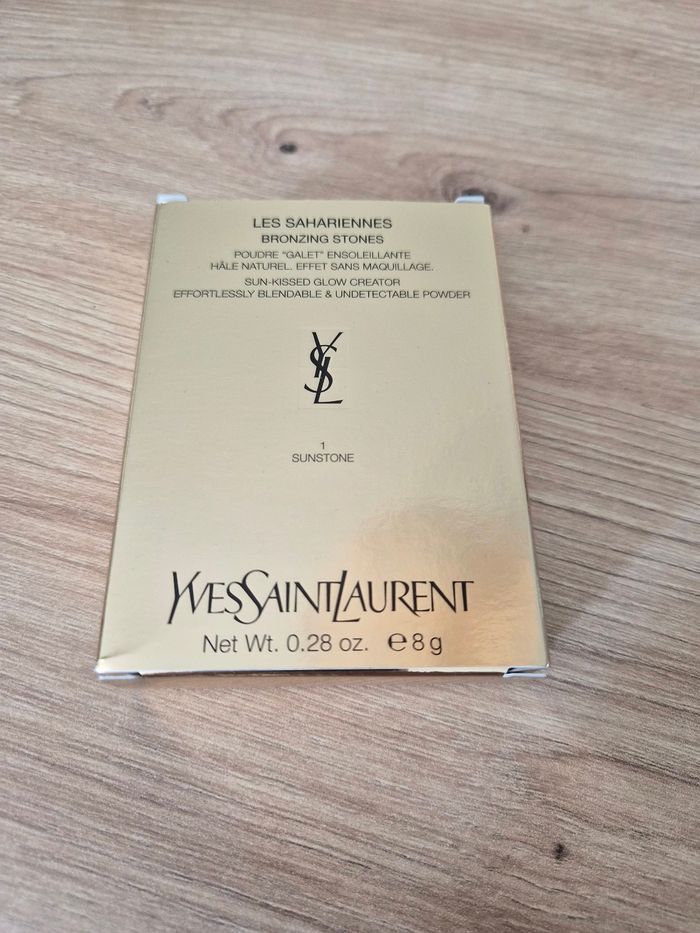 Les sahariennes poudre bronzante, YSL