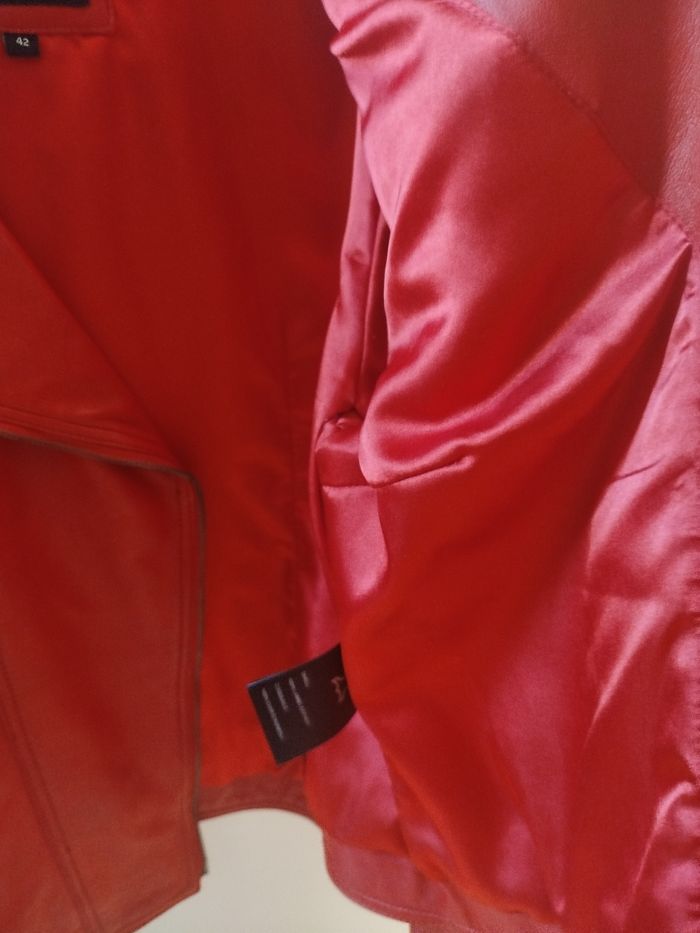 Veste en cuir rouge - photo numéro 4