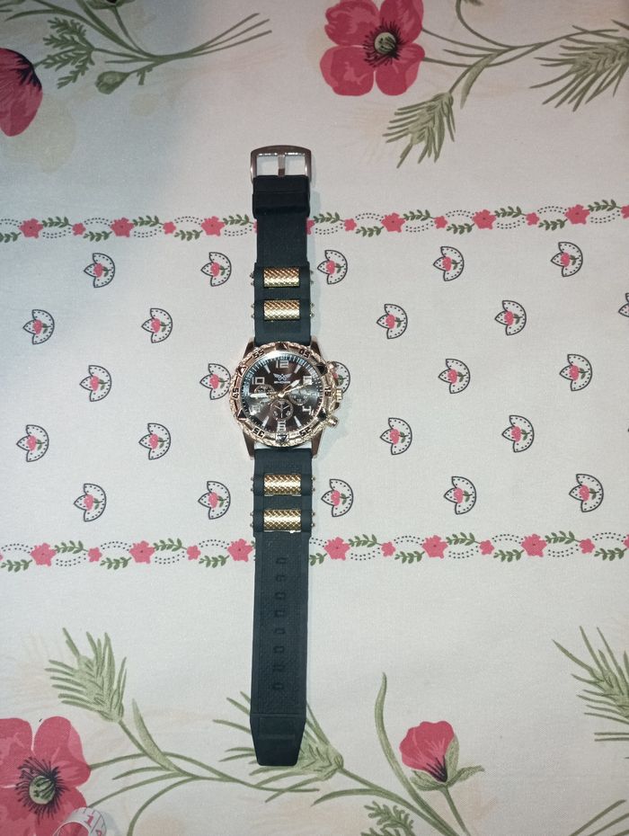 Montre homme - photo numéro 2