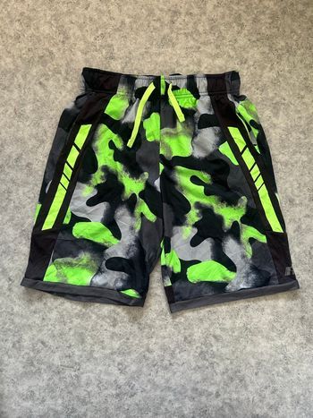 Short Russell XL enfant/14-16 ans camouflage noir & vert fluo