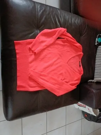 Pull rose fluo Jennyfer m