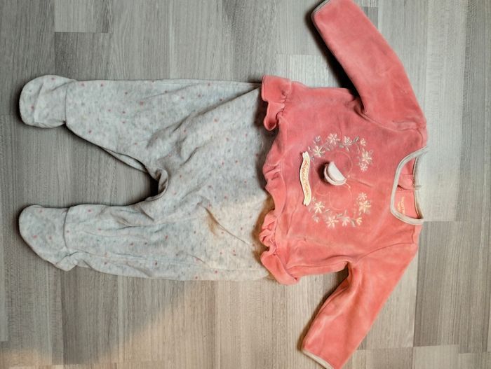 Lot pyjama 1 pièces - photo numéro 3