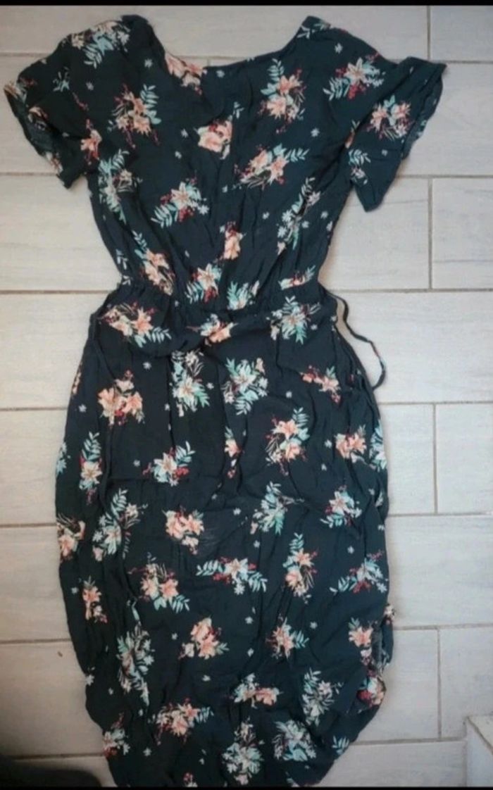 Magnifique combishort robe fleurie pull&bear 36 - photo numéro 2