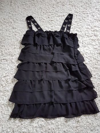 Robe volantée à bretelles