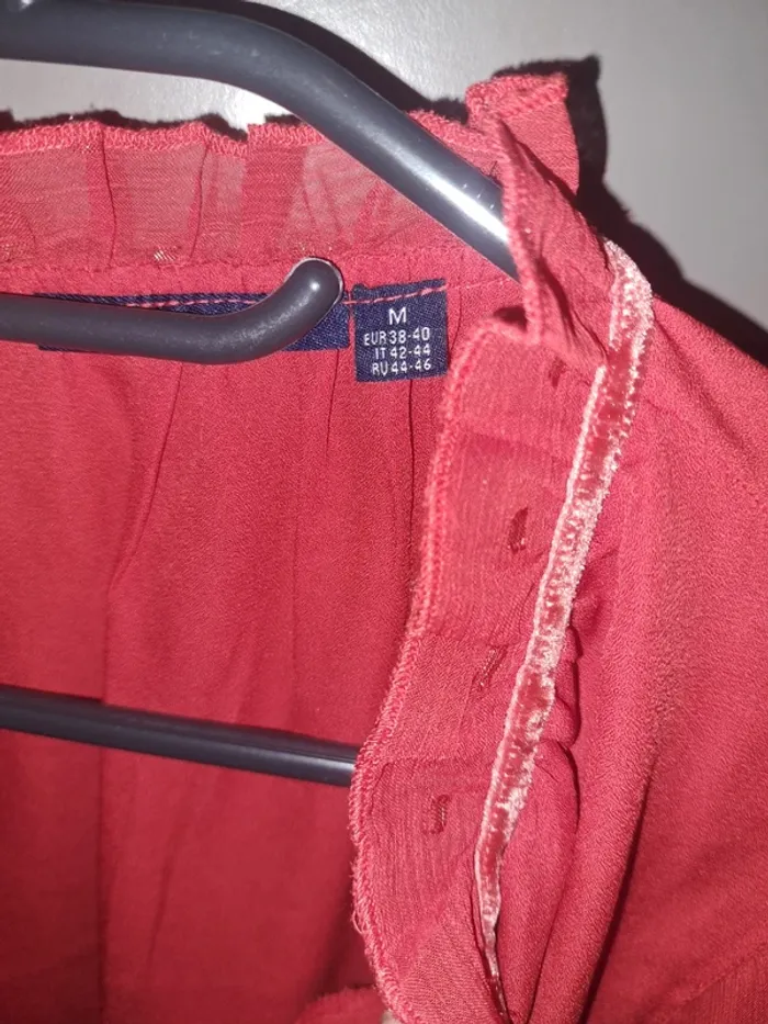 Haut rouge - photo numéro 3