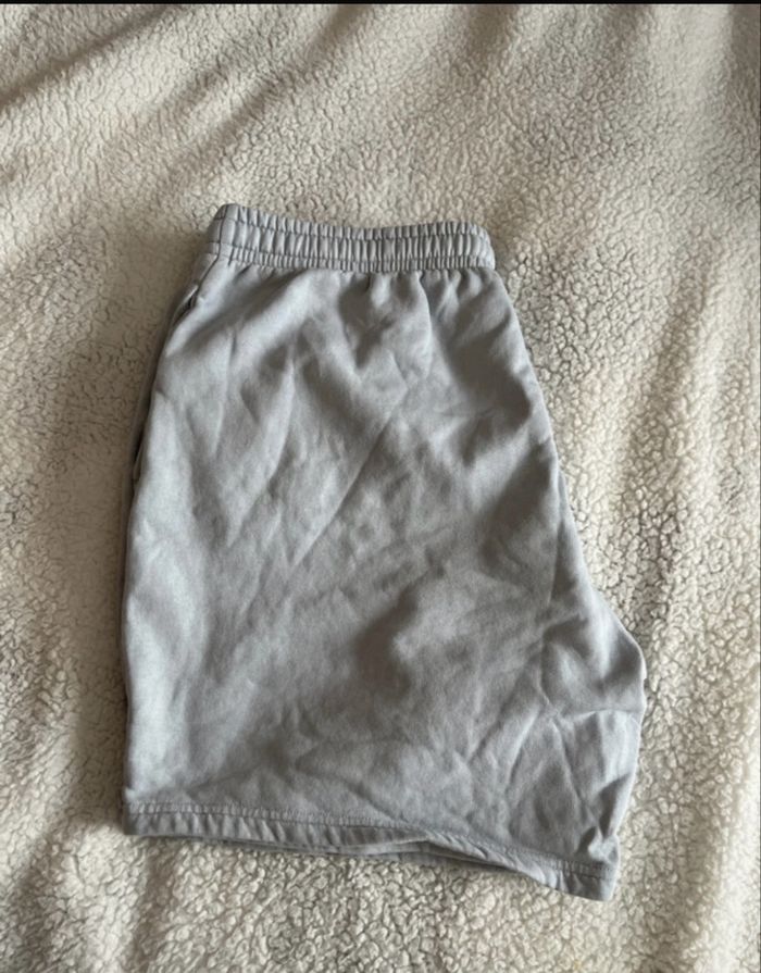 Short Lacoste