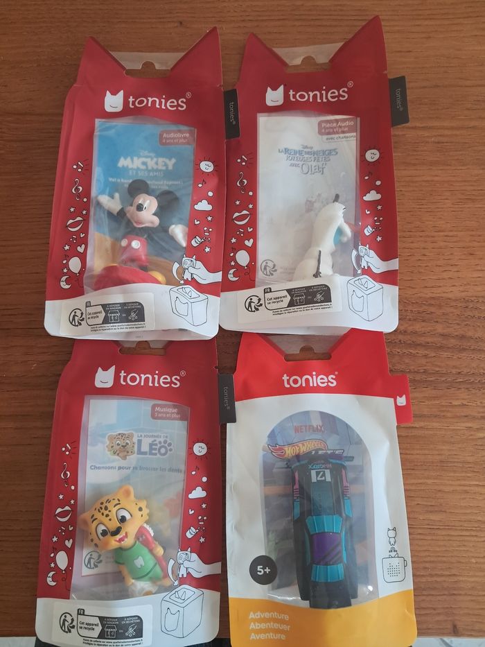 Lot de 4 tonies neuf en français