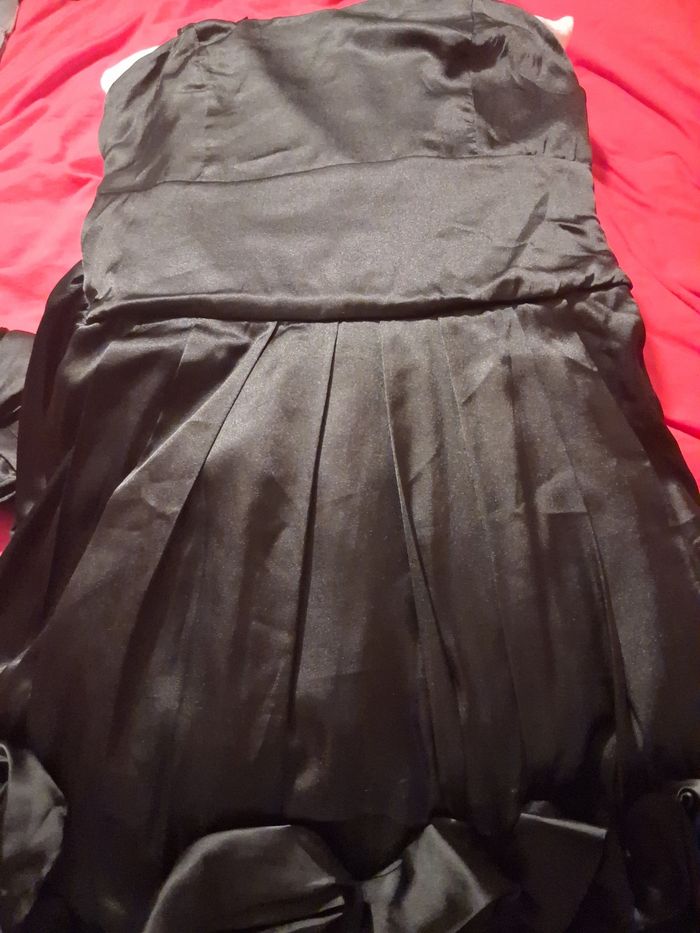 Robe  noir - photo numéro 5